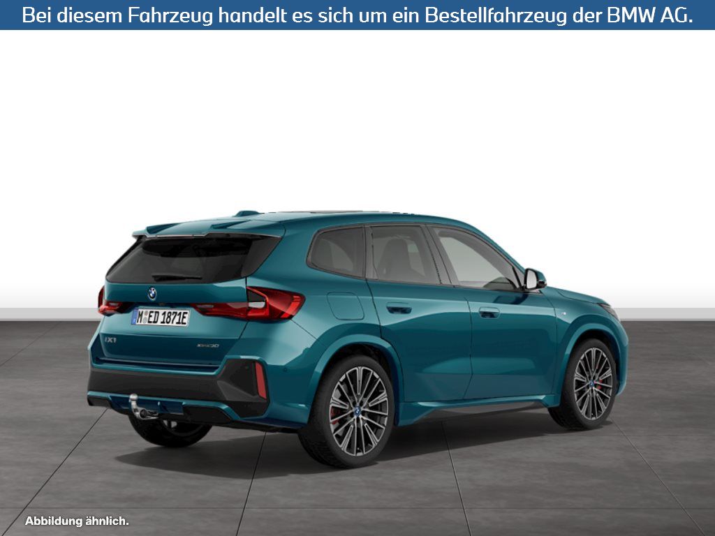 Fahrzeugabbildung BMW iX1 xDrive30