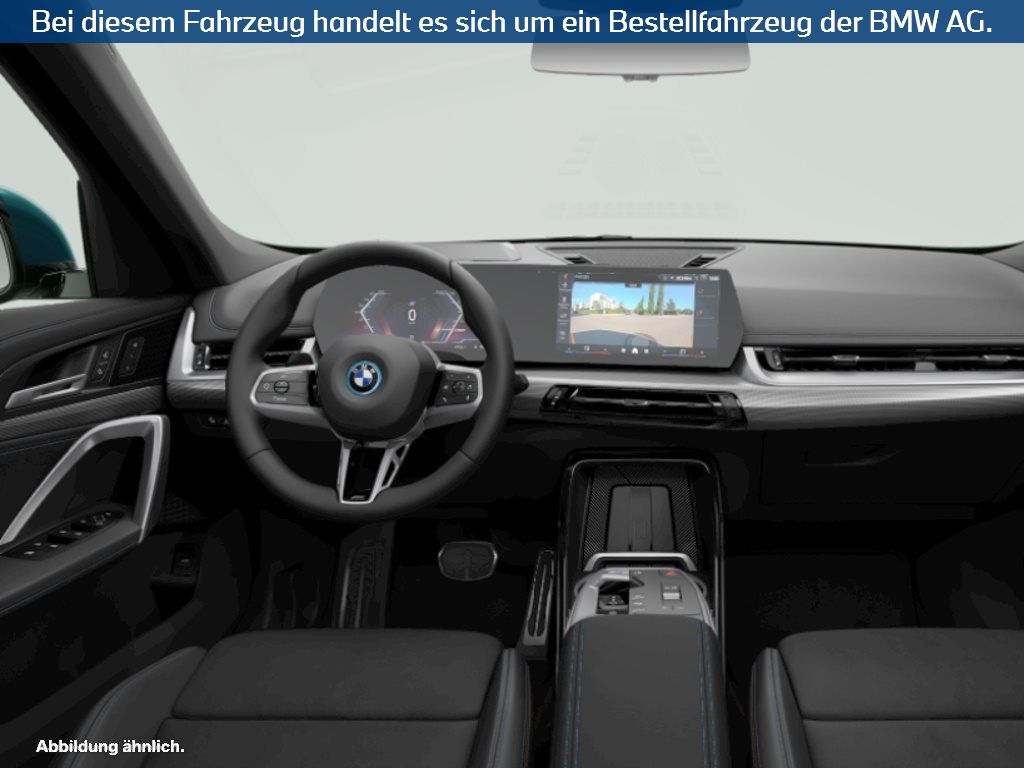 Fahrzeugabbildung BMW iX1 xDrive30