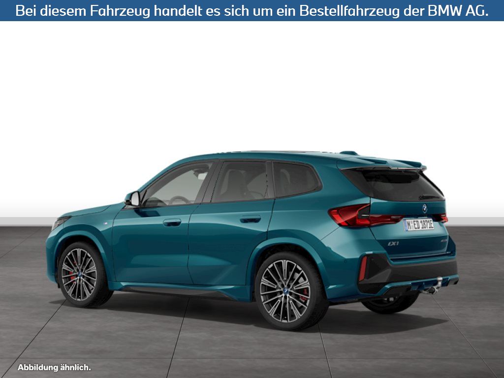 Fahrzeugabbildung BMW iX1 xDrive30