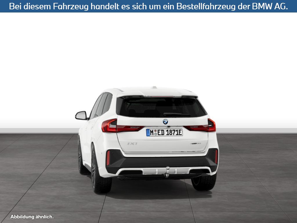 Fahrzeugabbildung BMW iX1 xDrive30