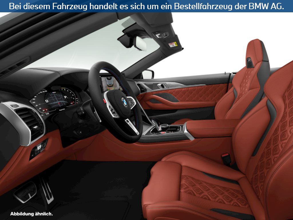 Fahrzeugabbildung BMW M8 Cabrio