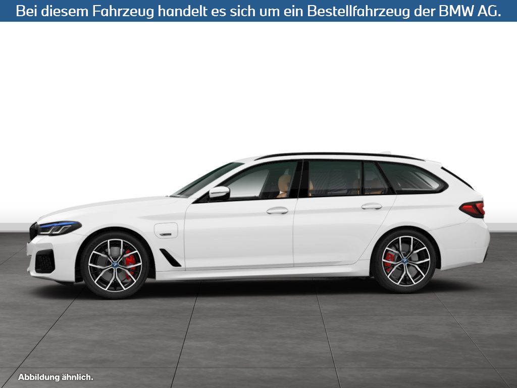 Fahrzeugabbildung BMW 530e Touring