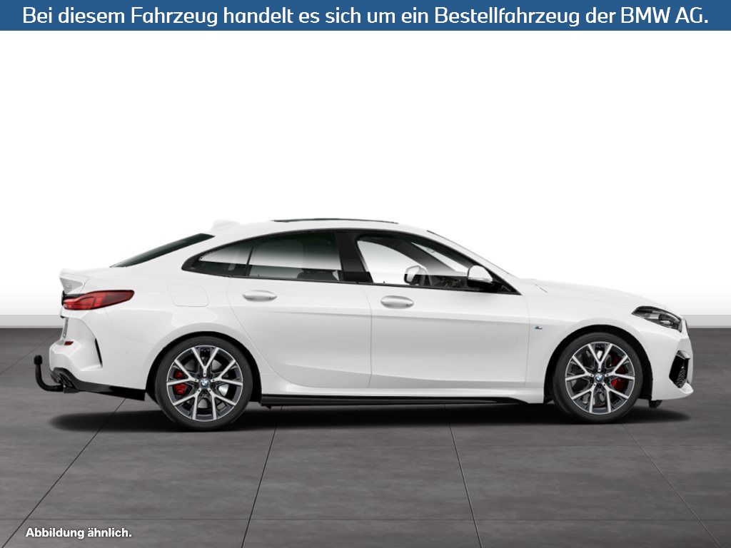 Fahrzeugabbildung BMW 220i Gran Coupé