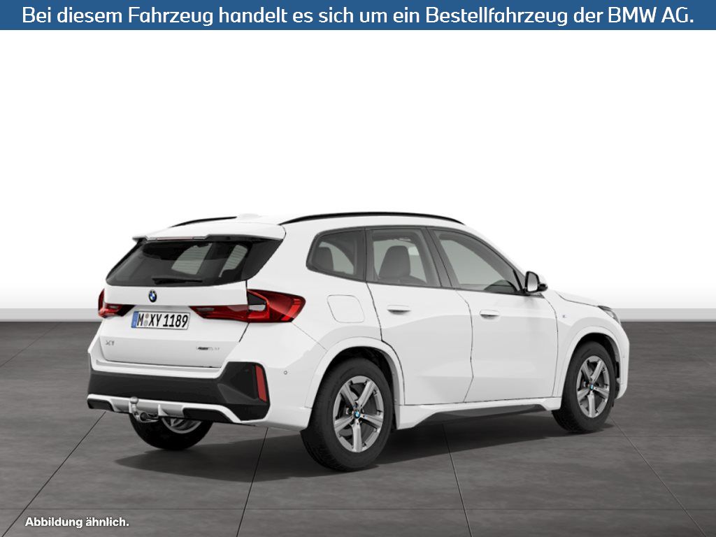 Fahrzeugabbildung BMW X1 xDrive23i