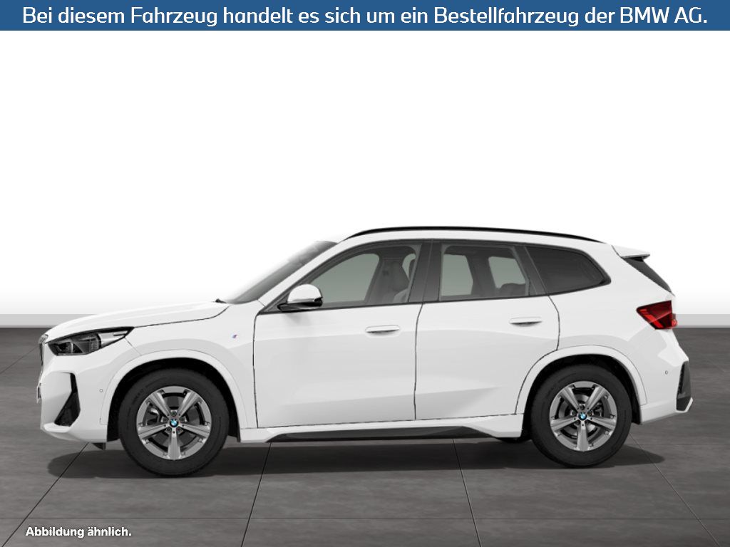 Fahrzeugabbildung BMW X1 xDrive23i