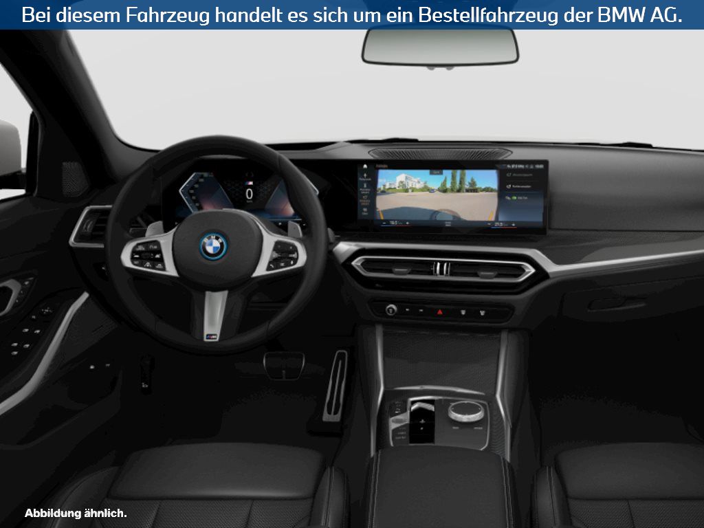 Fahrzeugabbildung BMW 330e xDrive Touring