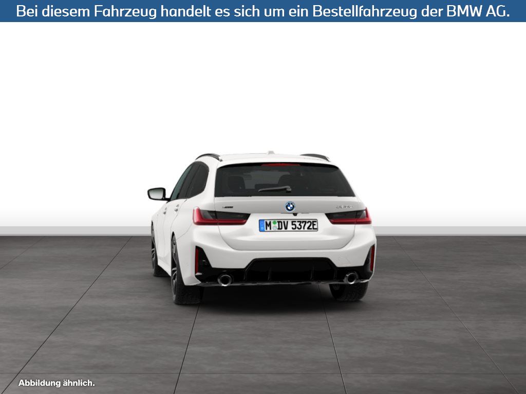 Fahrzeugabbildung BMW 330e xDrive Touring