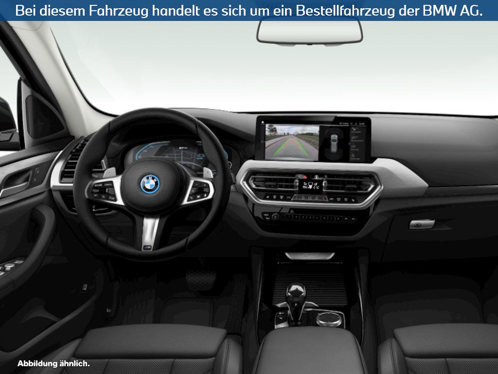 Fahrzeugabbildung BMW X3 xDrive30e