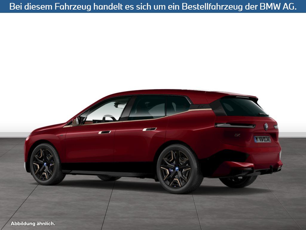 Fahrzeugabbildung BMW iX M60