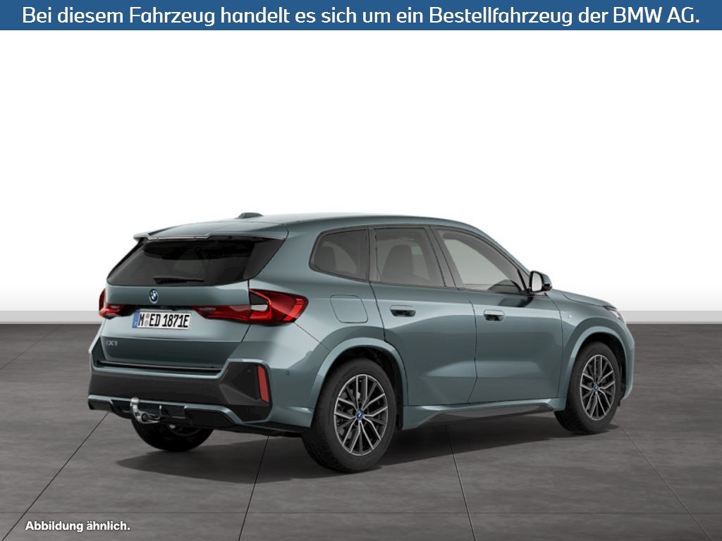 Fahrzeugabbildung BMW iX1 xDrive30