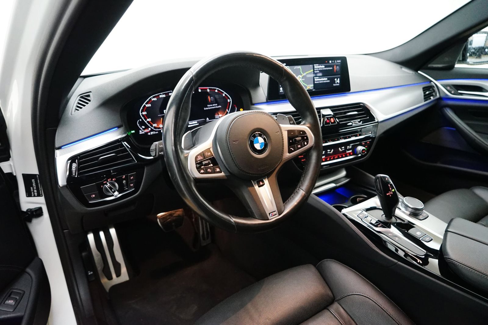 Fahrzeugabbildung BMW M550d xDrive Touring [Live Cockpit Prof., ACC]