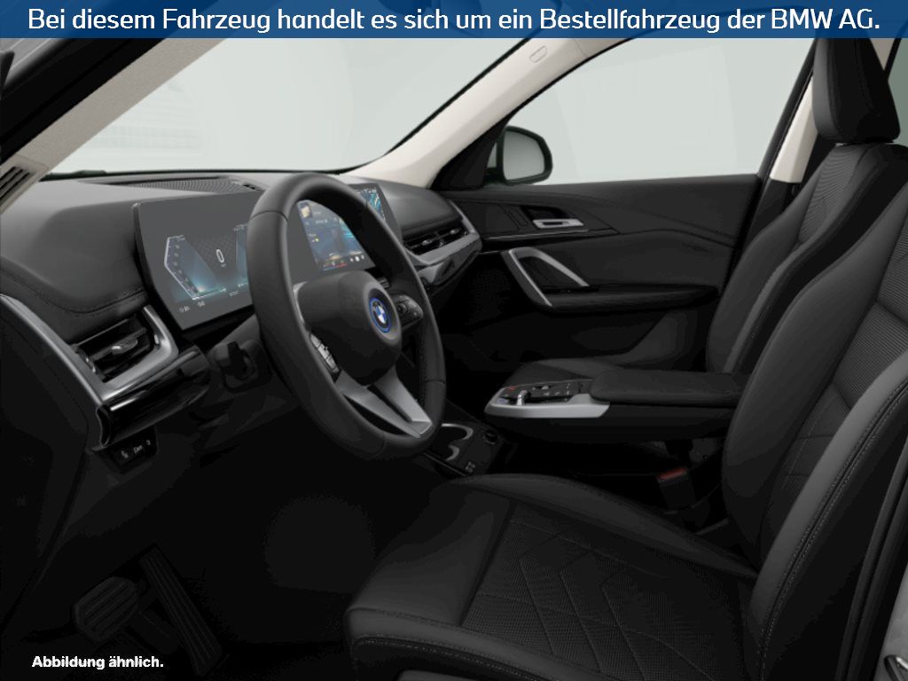 Fahrzeugabbildung BMW iX1 xDrive30