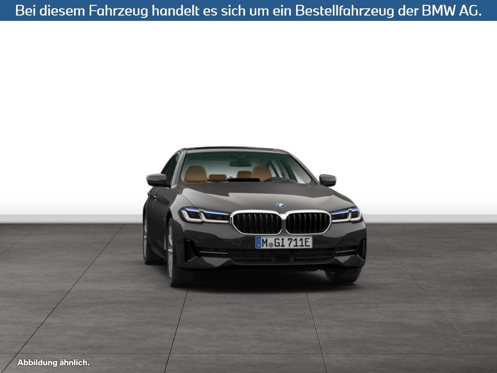 Fahrzeugabbildung BMW 530e Limousine