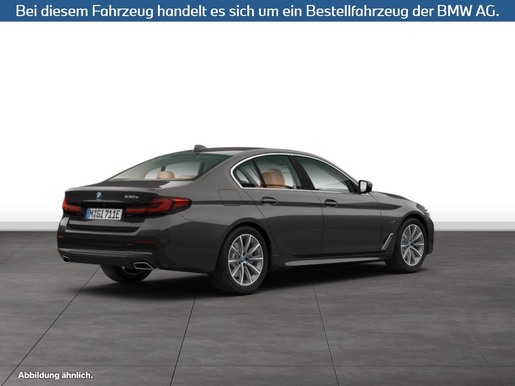 Fahrzeugabbildung BMW 530e Limousine