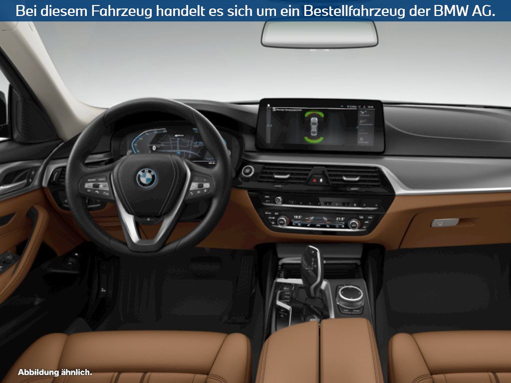 Fahrzeugabbildung BMW 530e Limousine